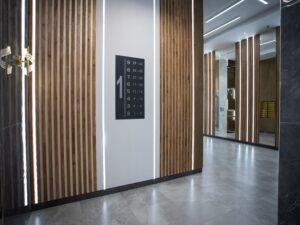 Холл в многоквартирном доме - Денис Шалыгин